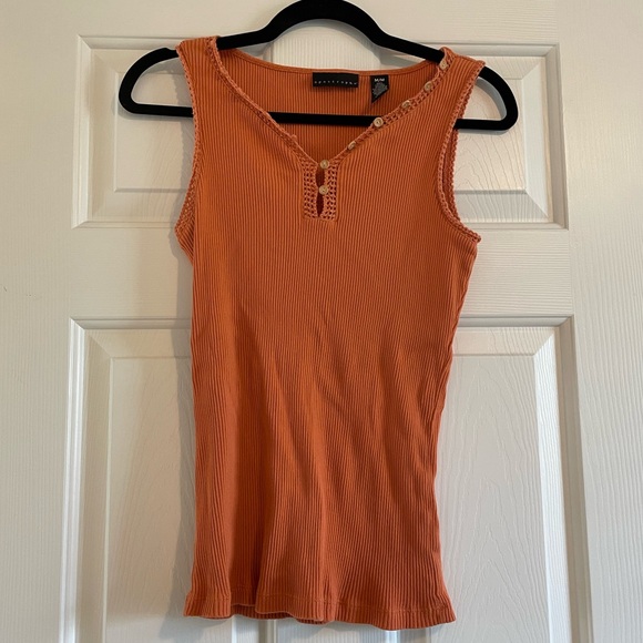Apostrophe Orange Ribbed Cotton Y2K button tank top - Picture 4 of 8